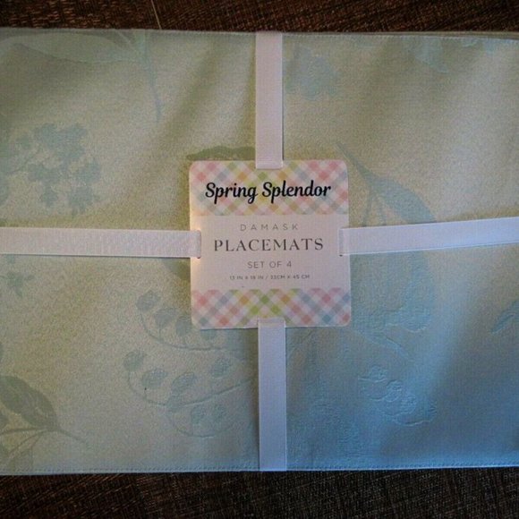Set of 4 Damask Table Placemats 13 X 18 inches Mint Green Spring Splendor NEW - Picture 2 of 4
